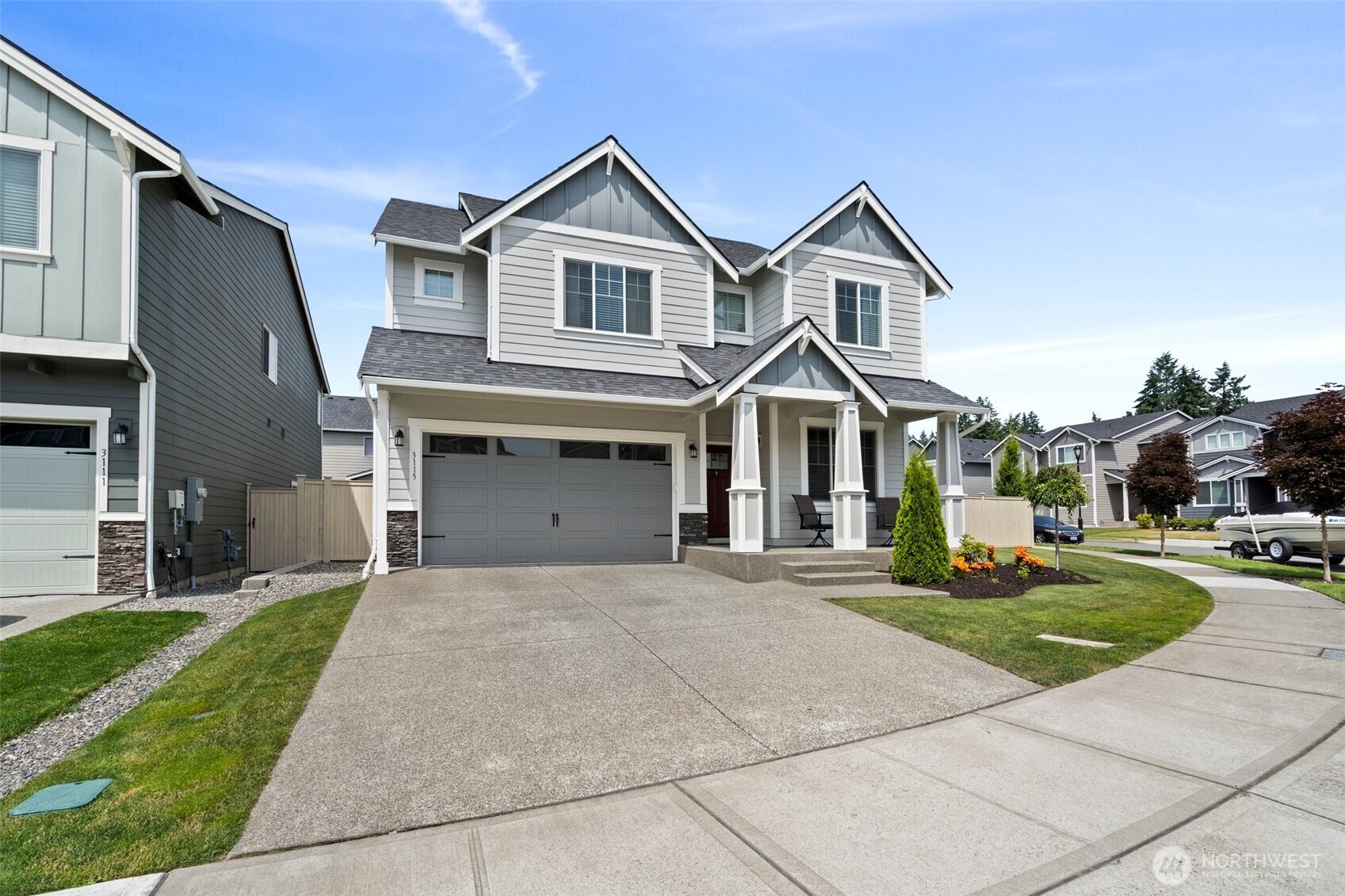3115 Stephanie Loop NE