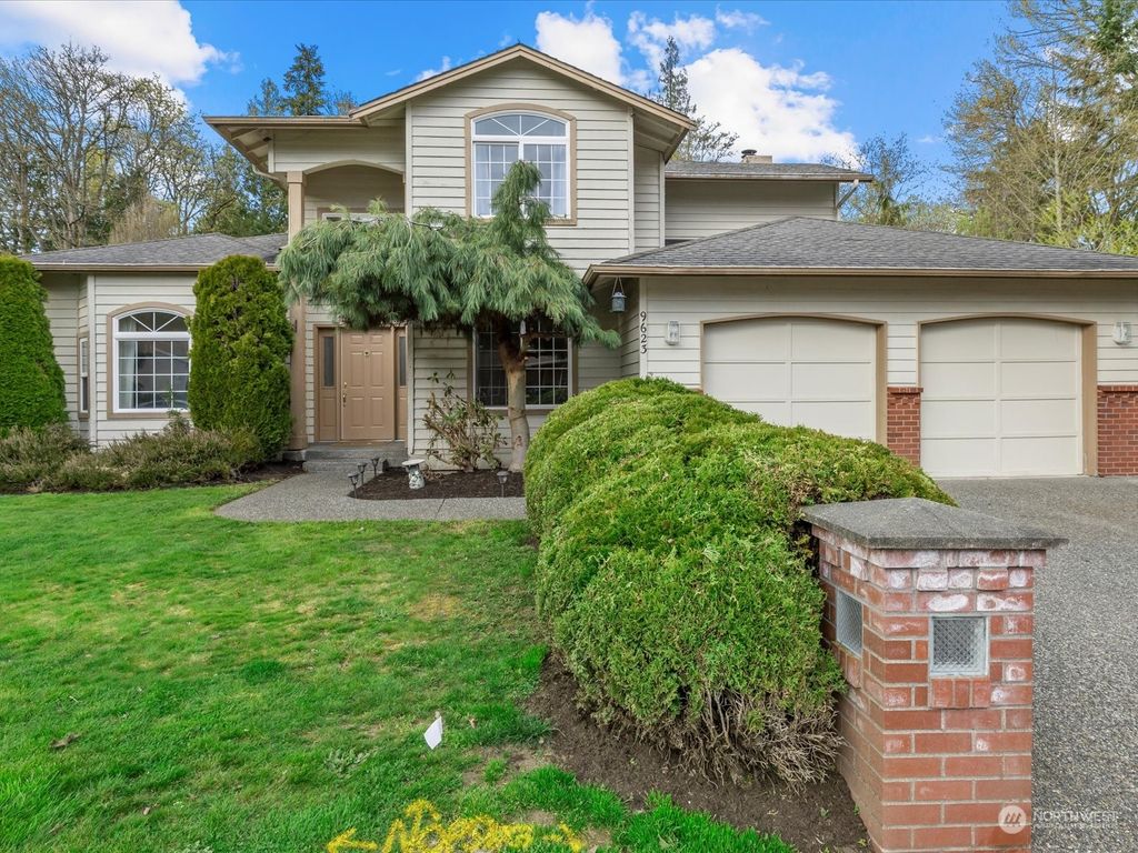 Photo of 9623 10th Place SE, Lake Stevens, WA 98258 (MLS # 2218980)