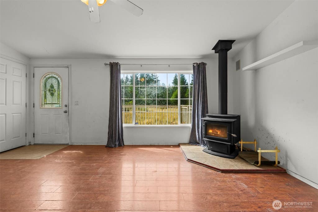 Photo of 19821 23rd Street SW, Lakebay, WA 98349 (MLS # 2571013)