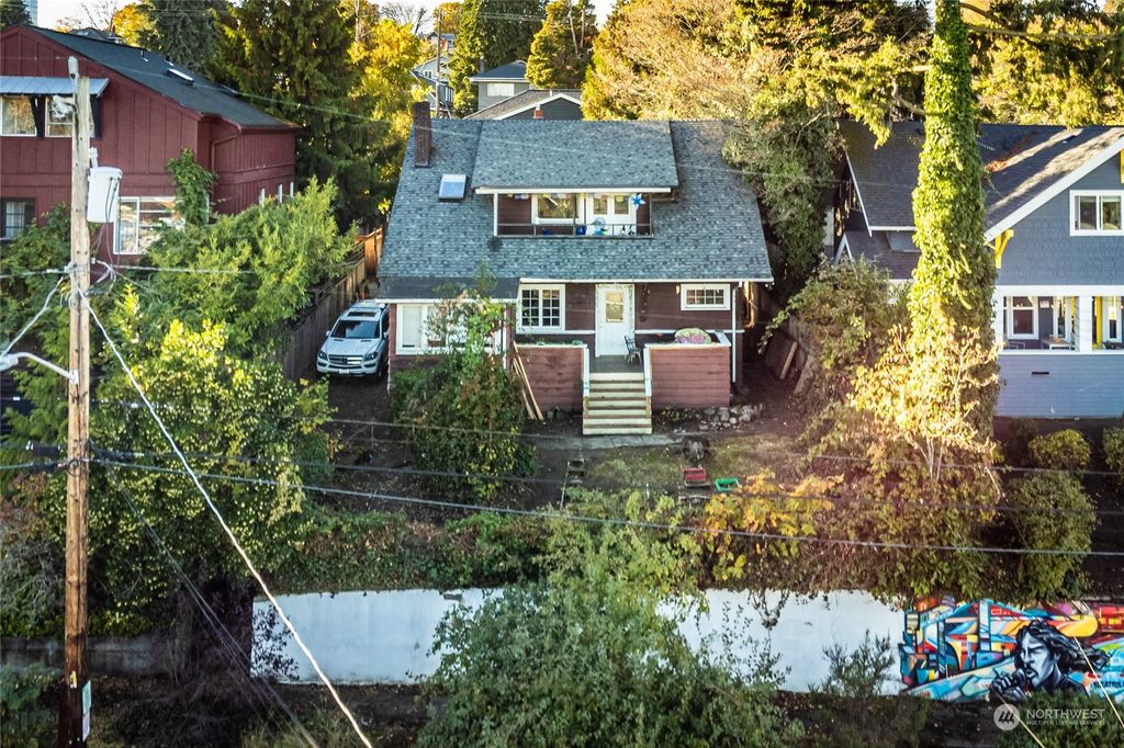 Photo of 5033 21st Avenue NE, Seattle, WA 98105 (MLS # 2016192)