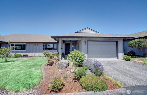 Photo of 1206 NW 133RD Street #A, Vancouver, WA 98685 (MLS # 2578685)