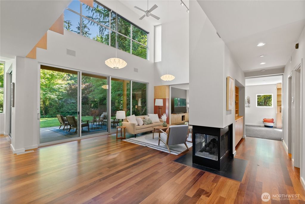 Photo of 22233 NE 114th Street, Redmond, WA 98053 (MLS # 2381607)