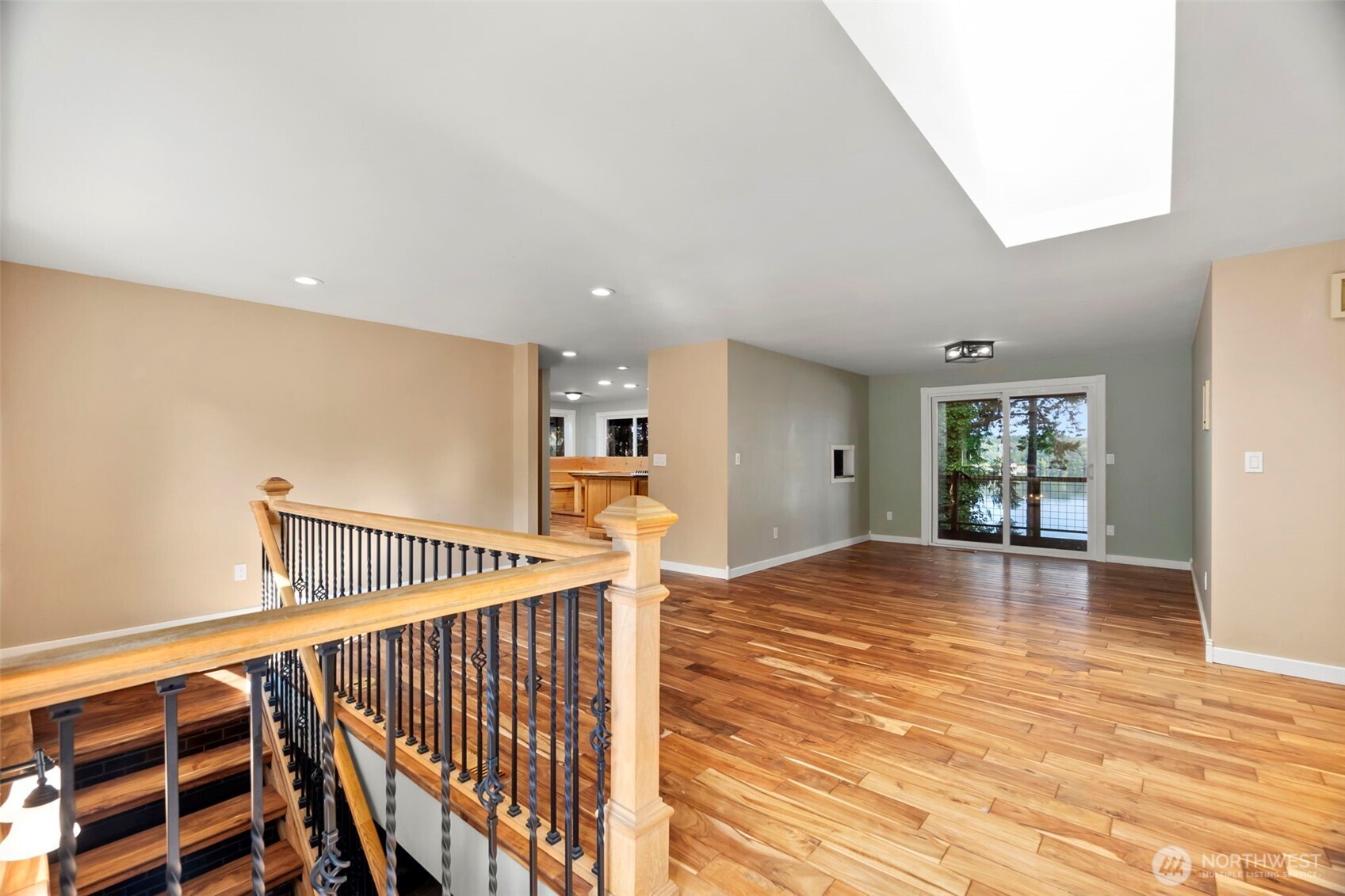 8036 Ellison Loop NW