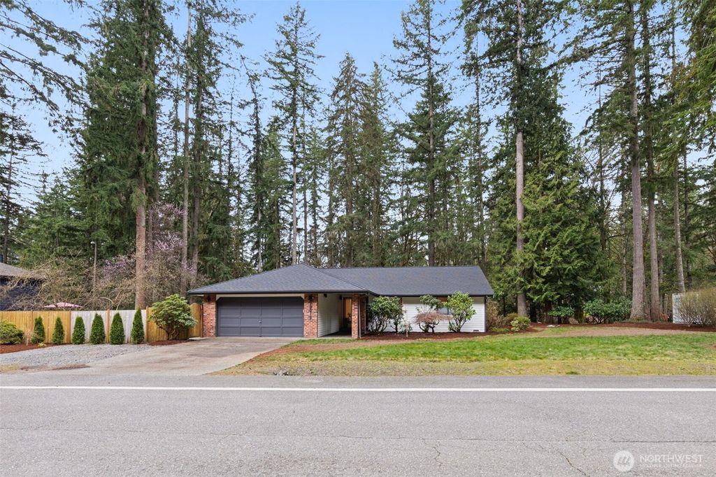 Photo of 12918 184th Drive SE, Snohomish, WA 98290 (MLS # 2487562)