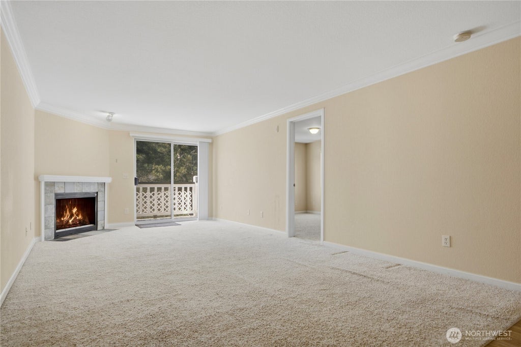 Photo of 1003 156th Avenue NE #308, Bellevue, WA 98007 (MLS # 2553664)