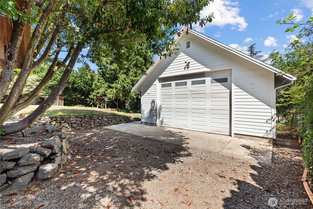 Photo of 34226 42nd Avenue S, Auburn, WA 98001 (MLS # 2403248)