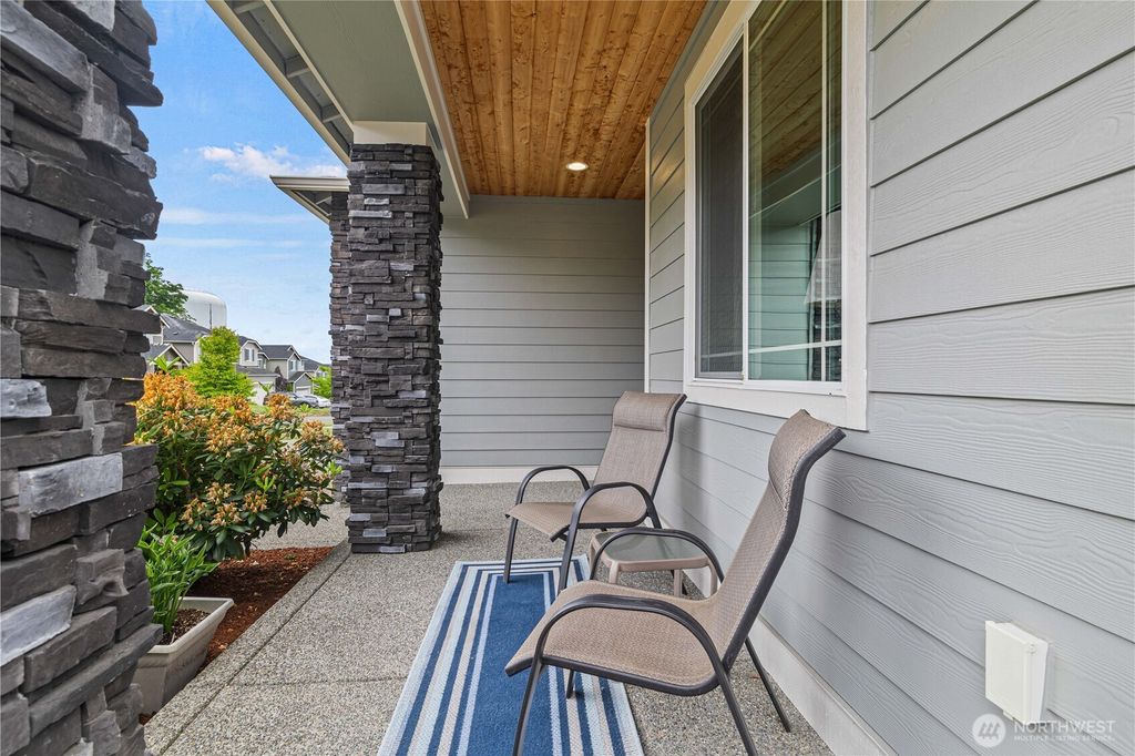 Photo of 20602 SE 258th Place, Covington, WA 98042 (MLS # 2388256)
