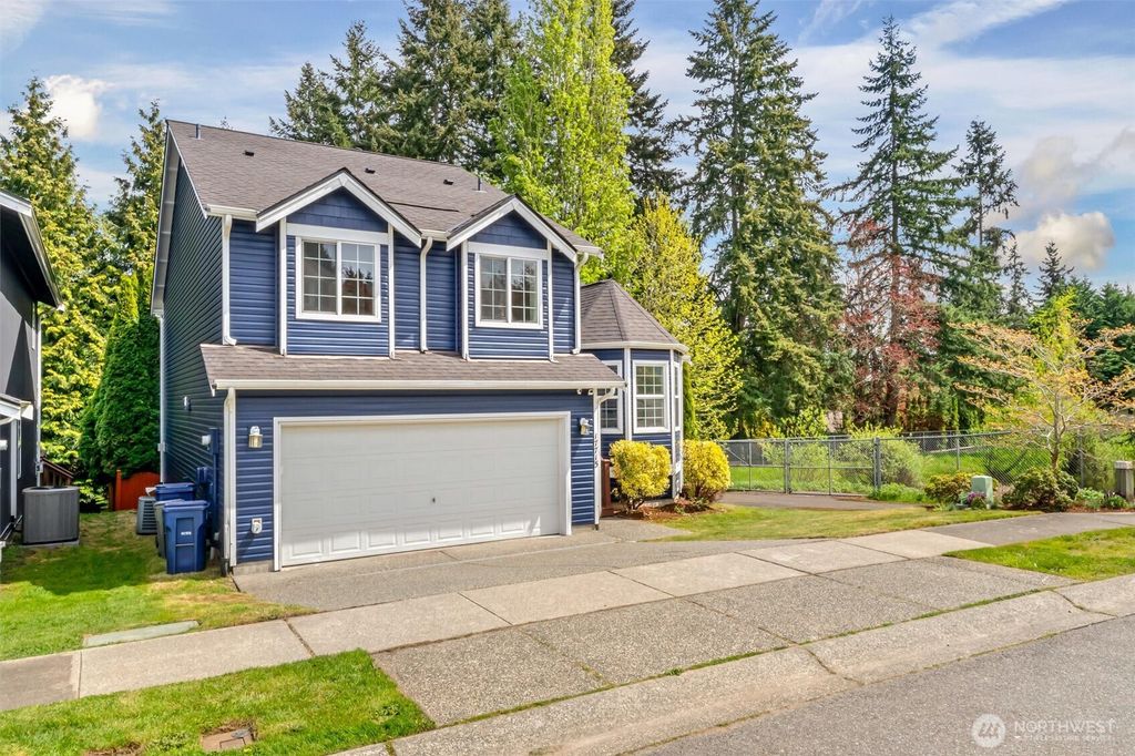 Photo of 17715 8th Place W, Lynnwood, WA 98037 (MLS # 2517048)