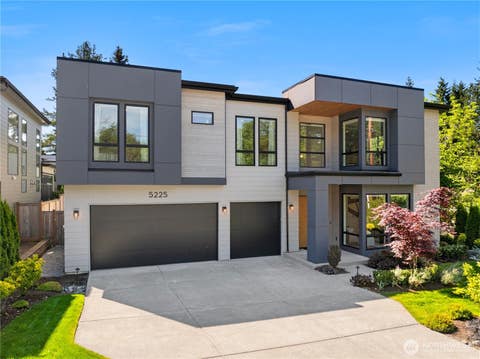 Photo of 5225 114th Ave NE AVE, Kirkland, WA 98033 (MLS # 2548689)