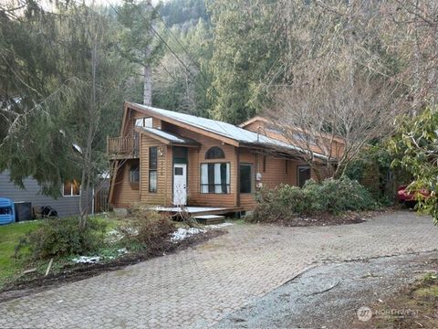 Photo of 389 Rainbow Drive, Sedro Woolley, WA 98284 (MLS # 2482907)