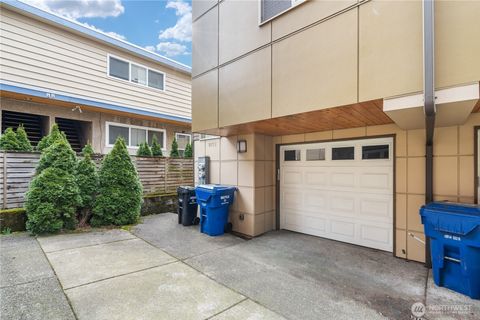 927 N 85th ST Unit B, Seattle, WA 98103 - MLS#: 2354645