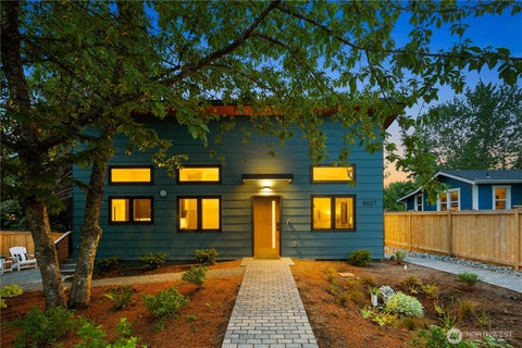 Photo of 8627 30th Avenue SW, Seattle, WA 98126 (MLS # 2529633)