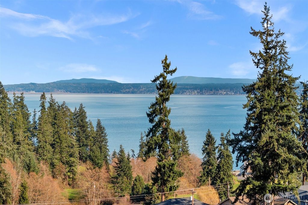 Photo of 31 Arapaho Place, Camano Island, WA 98282 (MLS # 2485280)