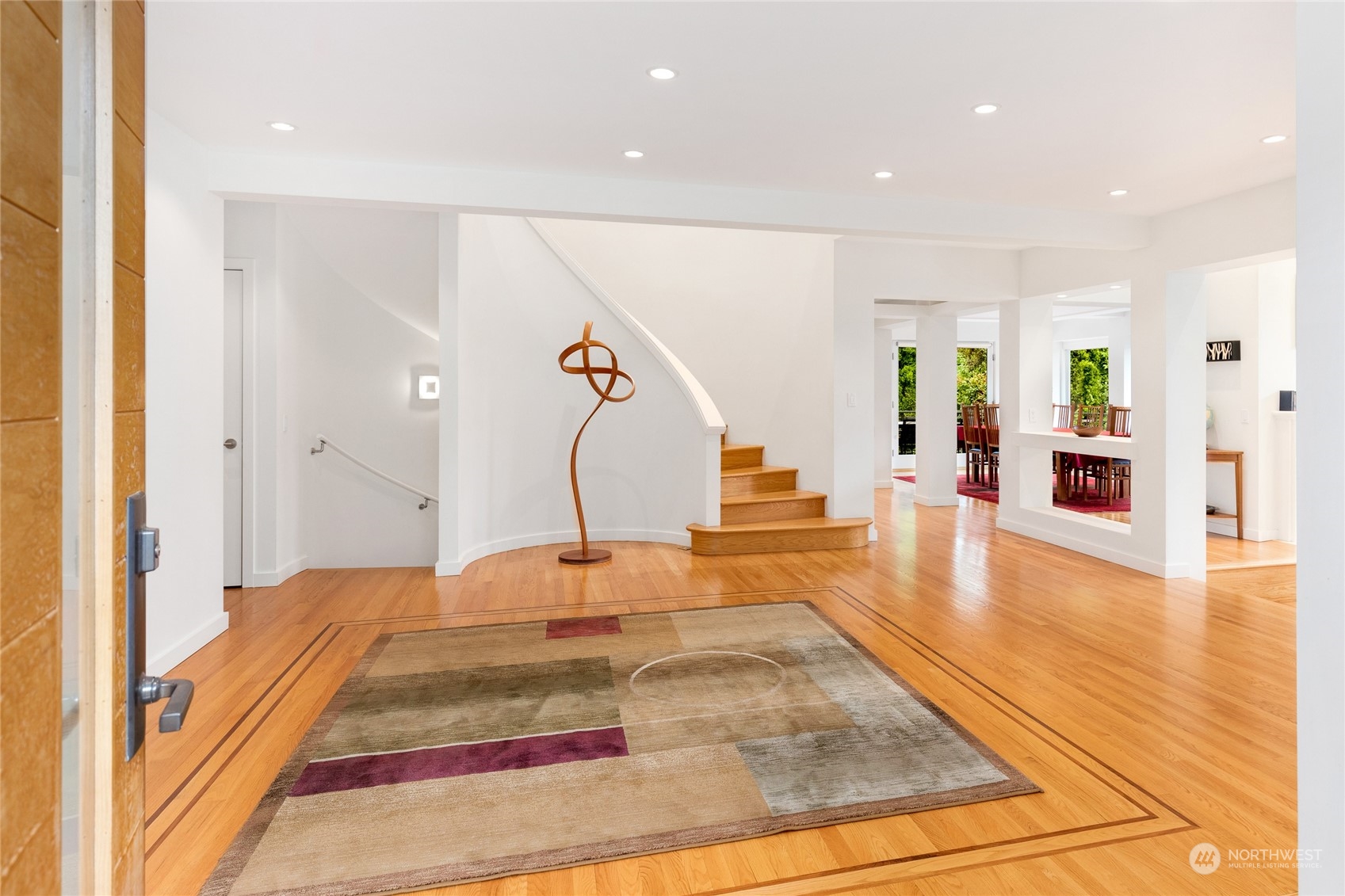 7842 NE 10th Street