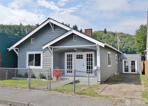 1213 Lincoln Street Hoquiam WA 98550