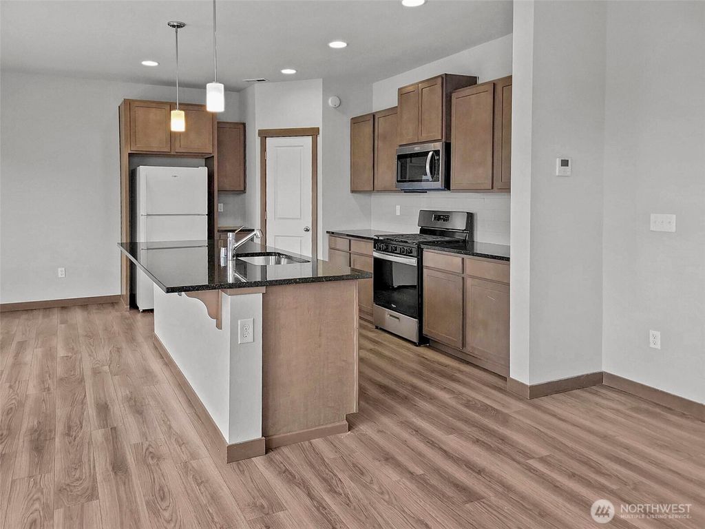 Photo of 511 Debbie Drive, Sedro Woolley, WA 98284 (MLS # 2503035)