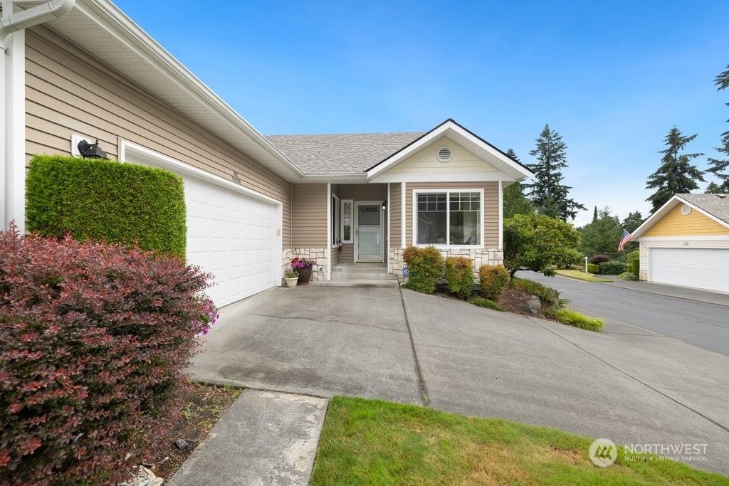 Photo of 31828 48th Circle SW #6-C, Federal Way, WA 98023 (MLS # 2265557)
