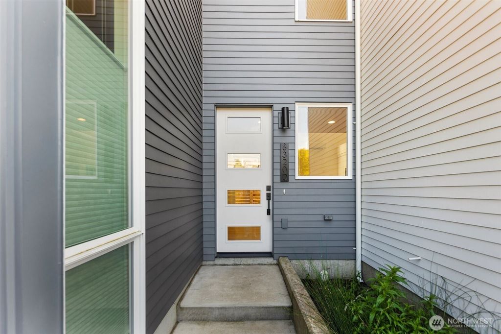 Photo of 6320 41st Avenue SW #D, Seattle, WA 98136 (MLS # 2383002)