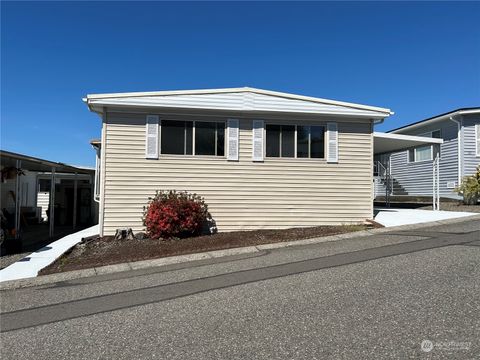 A home in Everett