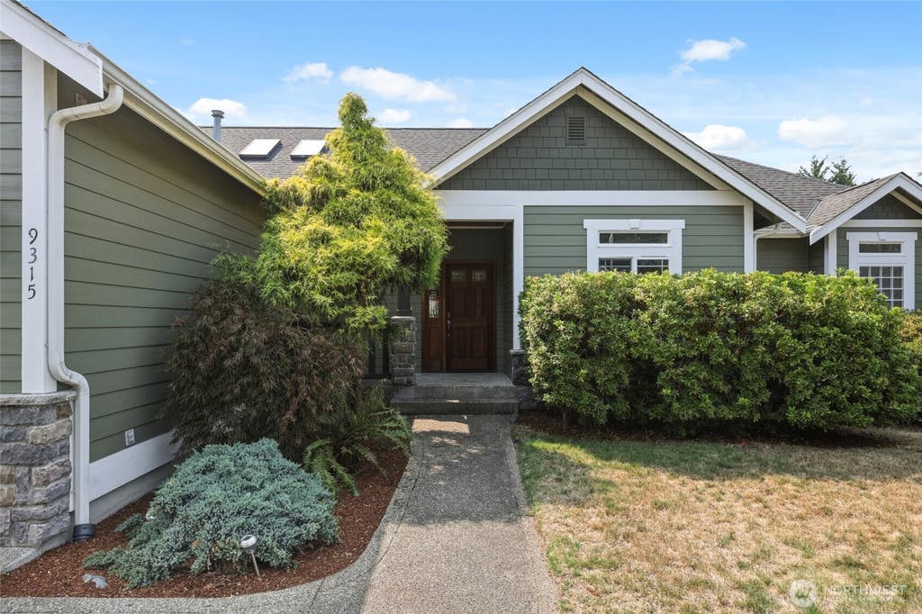 Photo of 9315 Milburn Loop SE, Olympia, WA 98513 (MLS # 2564596)
