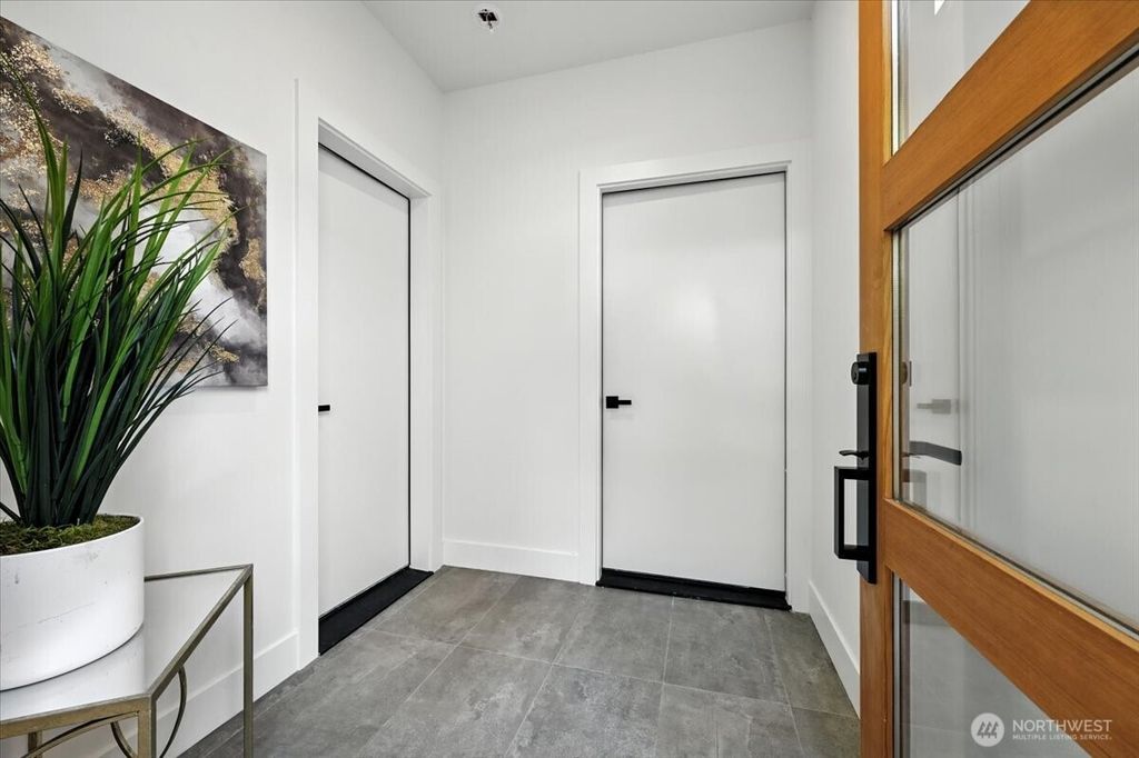 Photo of 7524 31st Avenue NE, Seattle, WA 98115 (MLS # 2440094)