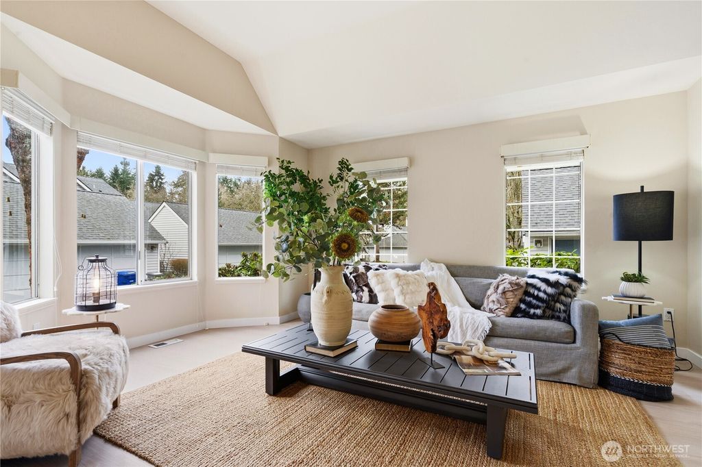 Photo of 4222 144th Lane Ln SE, Bellevue, WA 98006 (MLS # 2484469)