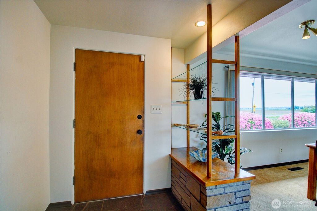 Photo of 18579 Cook Road, Burlington, WA 98233 (MLS # 2512202)