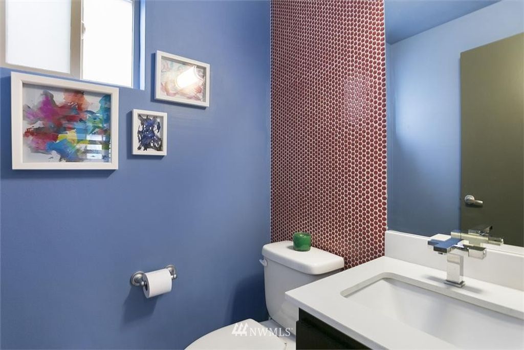 listing image 9361840078139852535