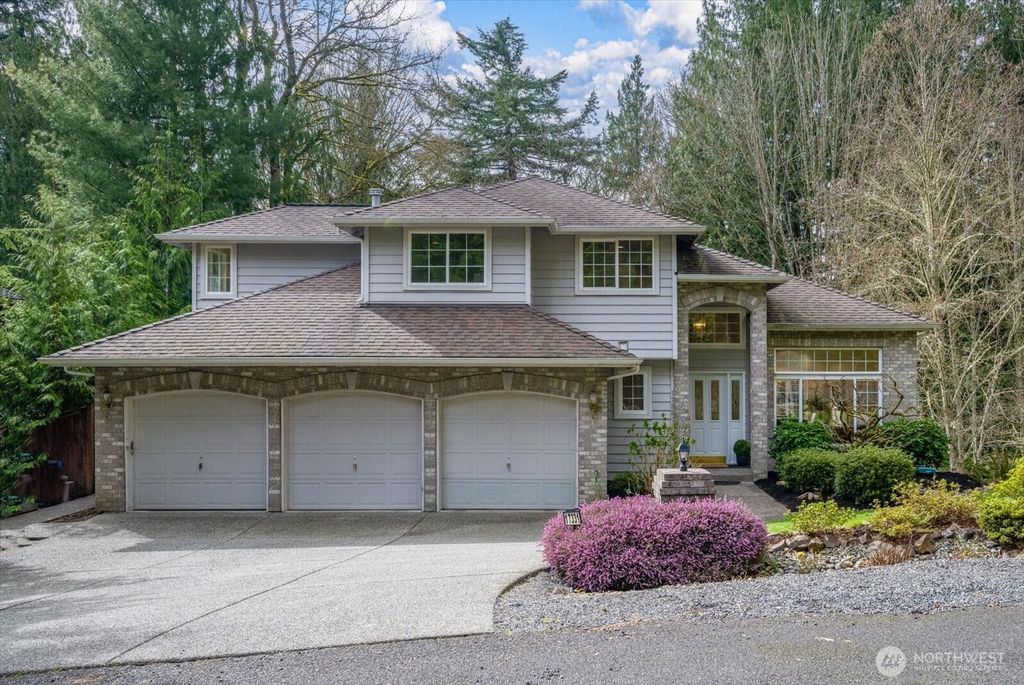Photo of 17331 213th Avenue NE #6, Woodinville, WA 98077 (MLS # 2404378)