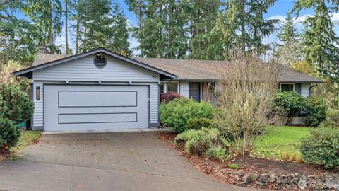 Photo of 13529 SE 161st Place, Renton, WA 98058 (MLS # 2456596)