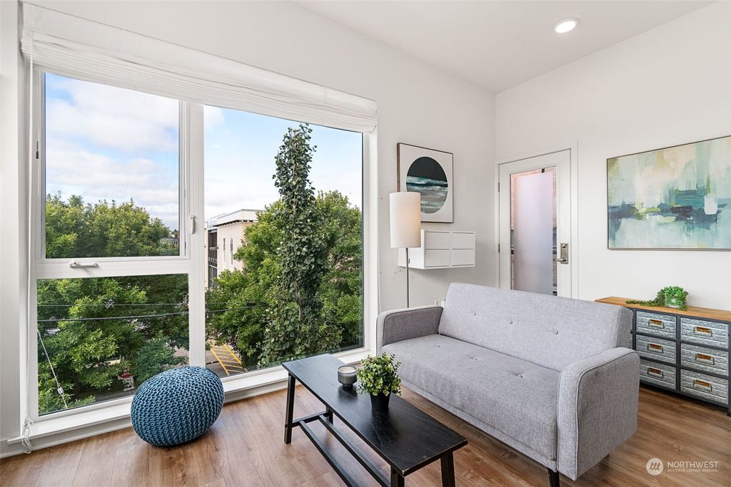 Photo of 1601 N 45th Street #313, Seattle, WA 98103 (MLS # 2284965)