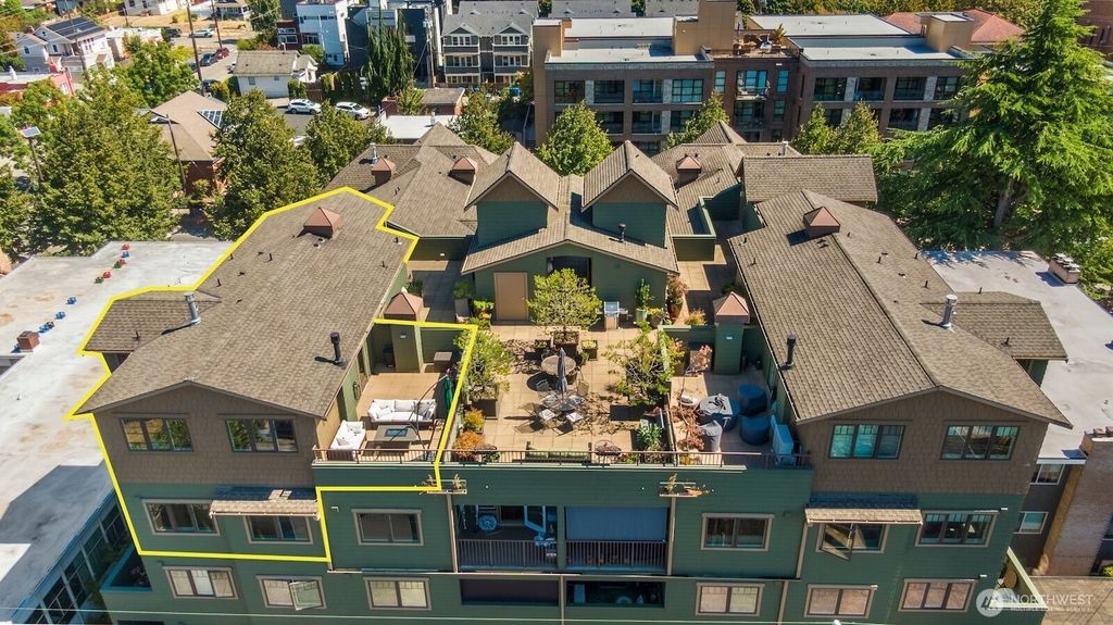 Photo of 4123 California Avenue SW #403, Seattle, WA 98116 (MLS # 2432205)
