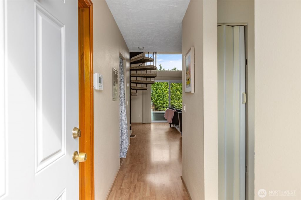 Photo of 25205 108th Avenue SE #K5, Kent, WA 98030 (MLS # 2430907)