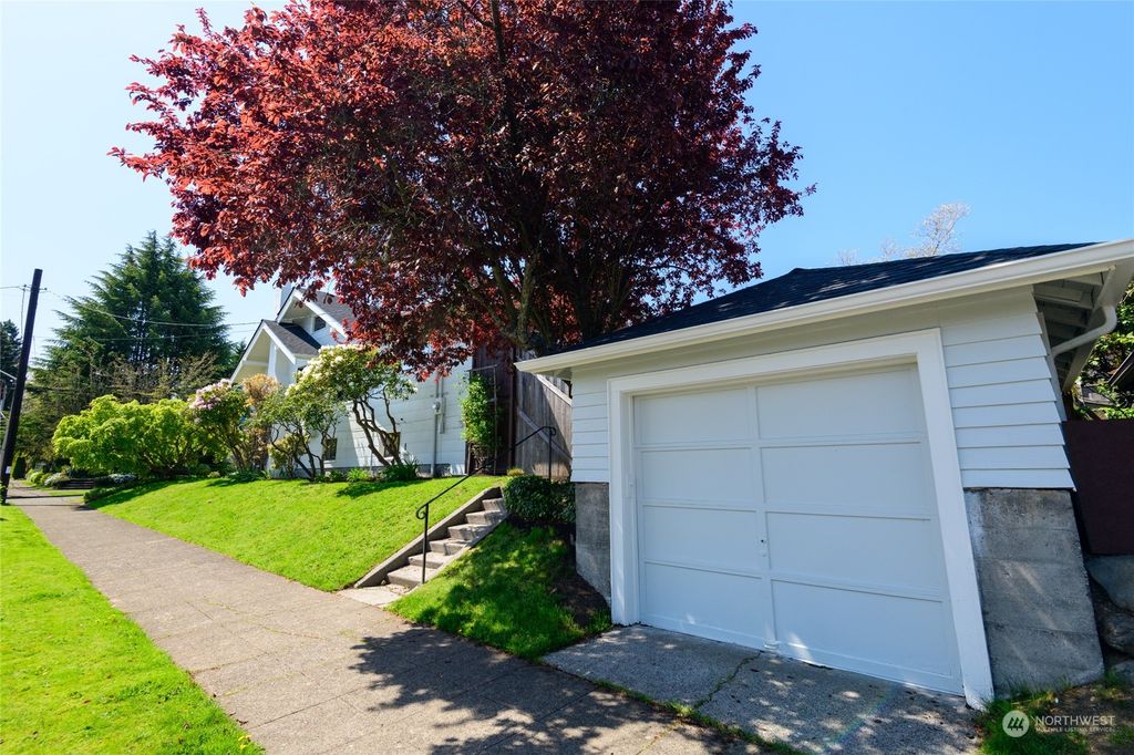 Photo of 426 N 60th Street, Seattle, WA 98103 (MLS # 2064449)