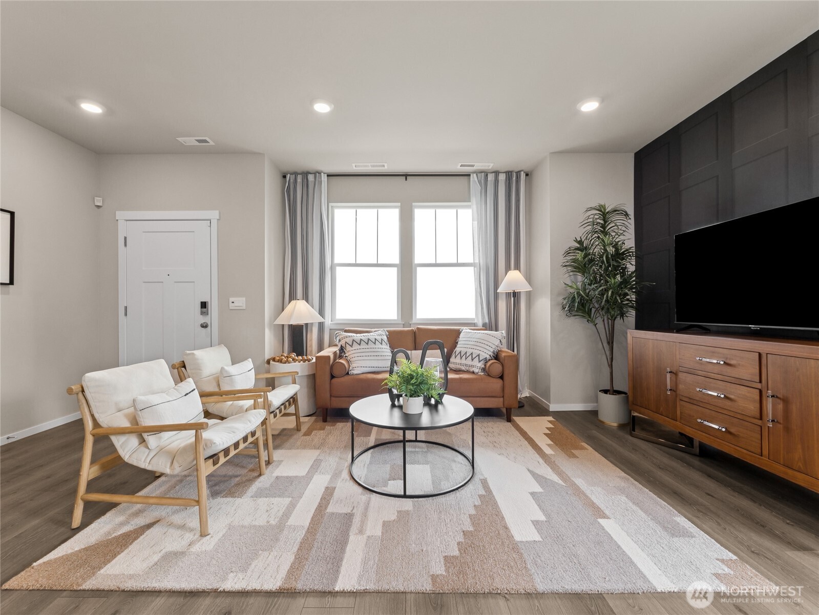 14938 Wallace Avenue E 676