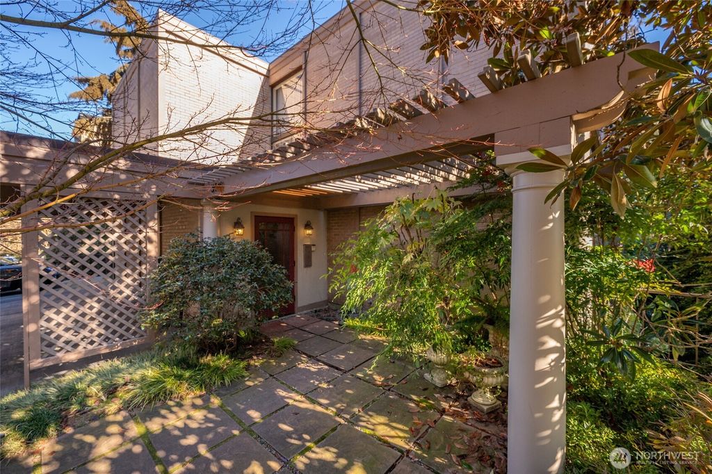 Photo of 3440 25th Avenue W #302, Seattle, WA 98199 (MLS # 2330145)