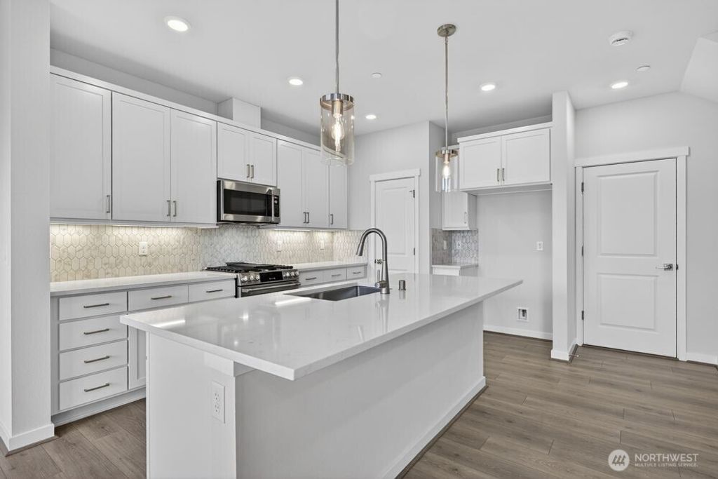 Photo of 13205 NE 127th Way #D, Kirkland, WA 98034 (MLS # 2477522)