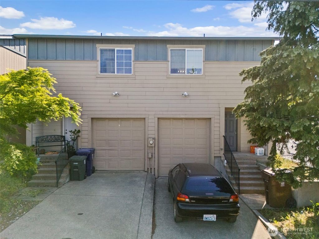 Photo of 4560 S Puget Sound Ave AVE, Tacoma, WA 98409 (MLS # 2518189)