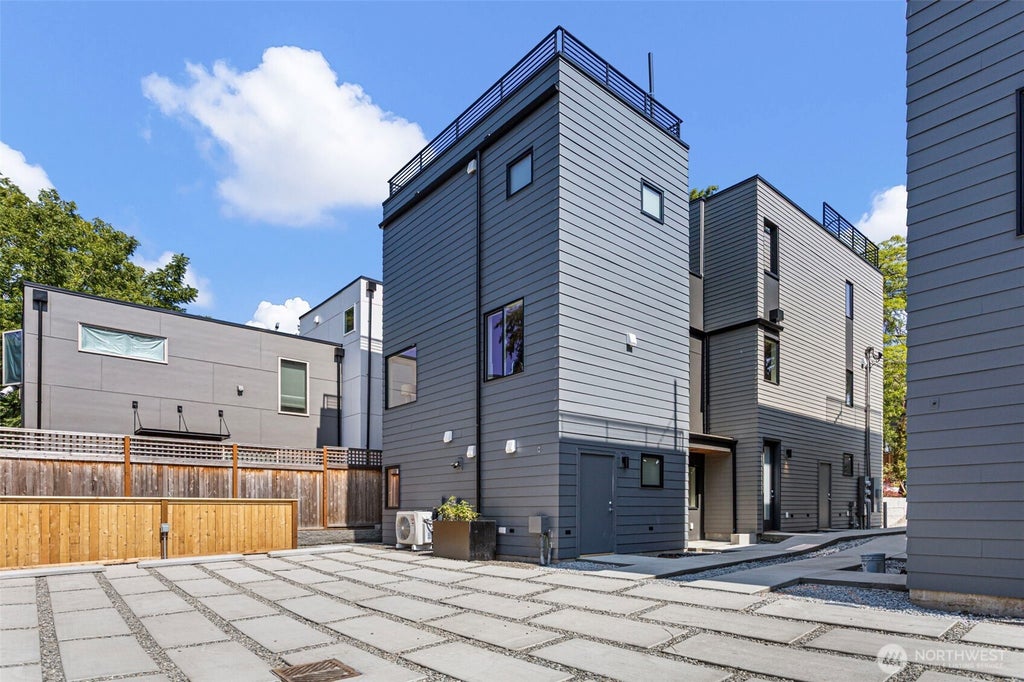 Photo of 8039 Wallingford Avenue N #B, Seattle, WA 98103 (MLS # 2570605)