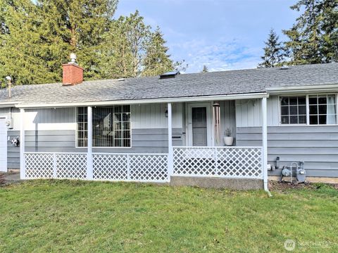 Photo of 2028 Ferry Street, Shelton, WA 98584 (MLS # 2496282)
