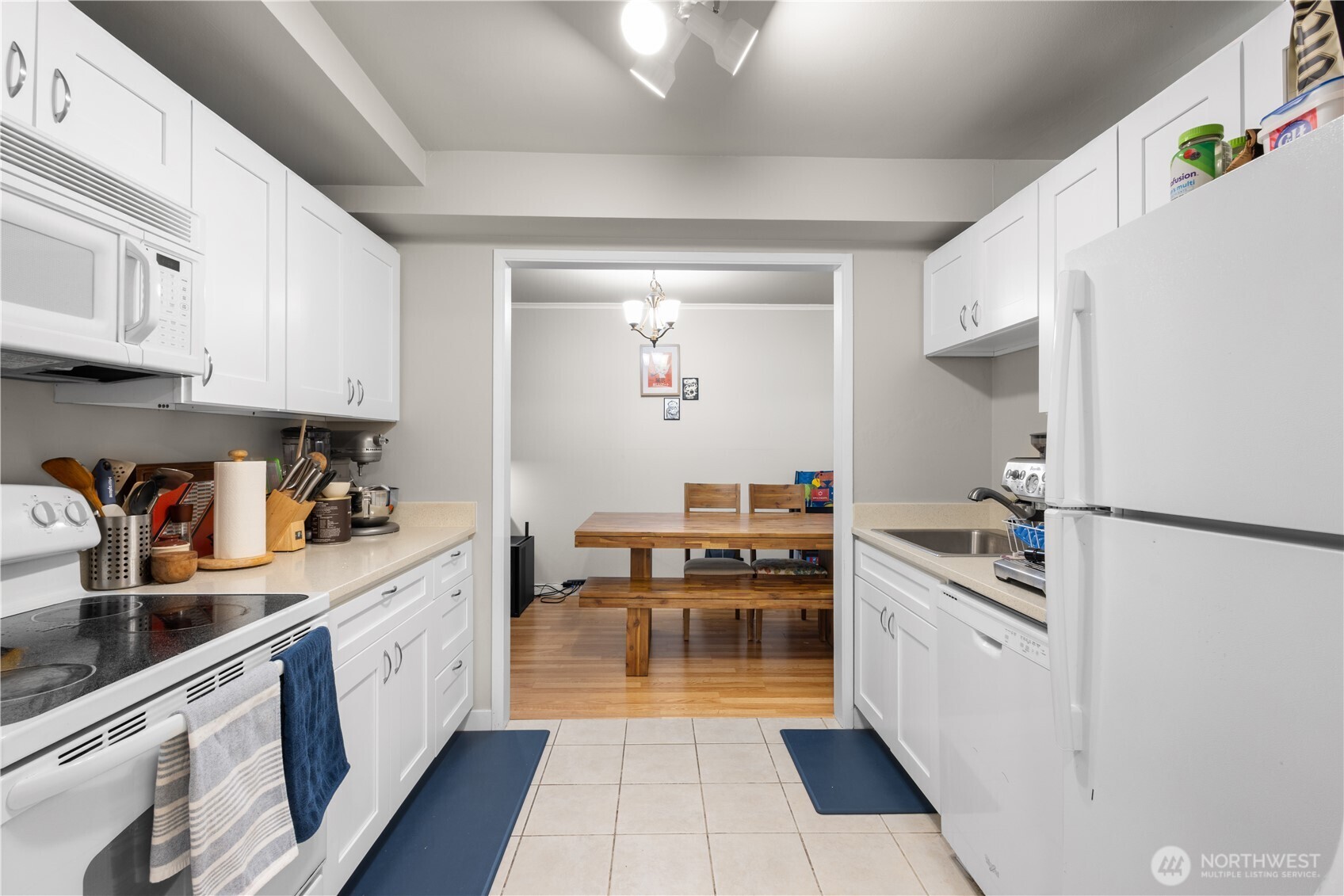 7930 SE 34th Street 203