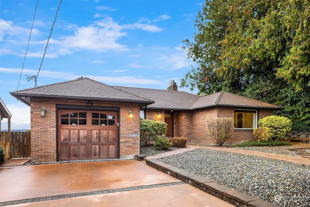 Photo of 11461 Marine View Drive SW, Seattle, WA 98146 (MLS # 2004895)