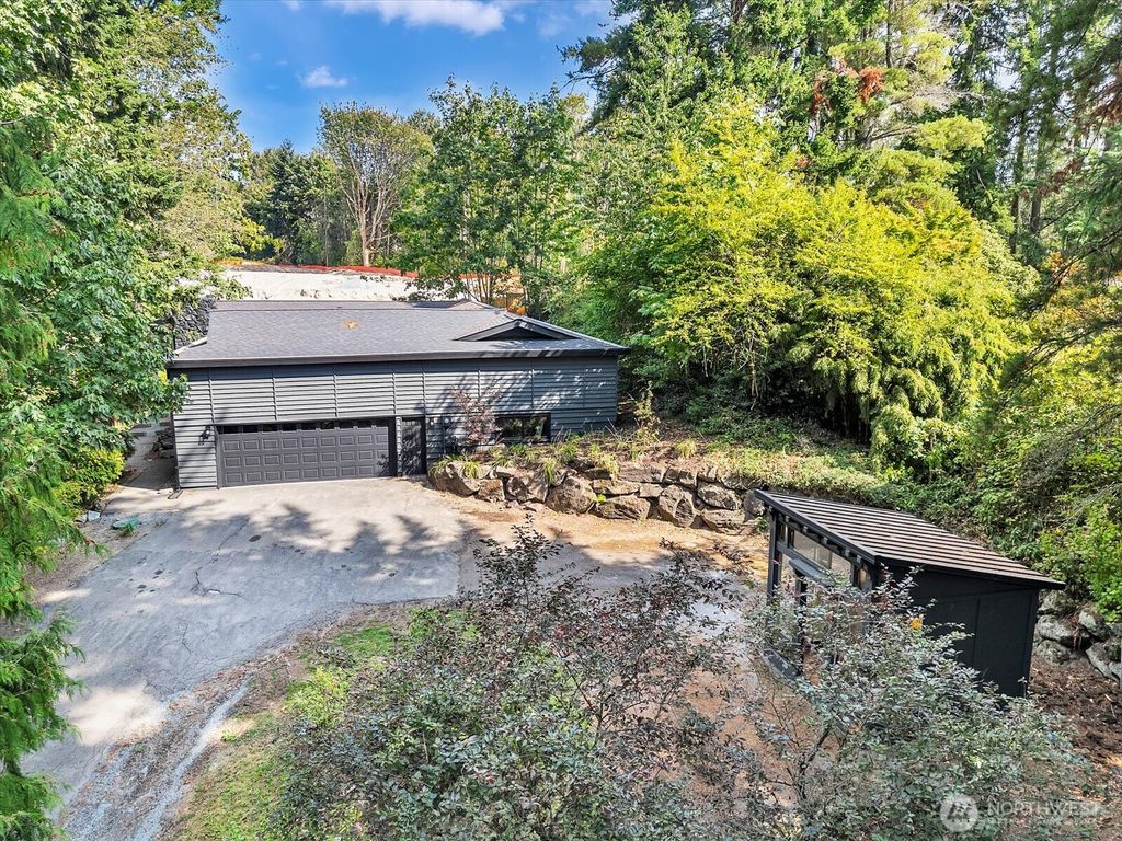 Photo of 17009 17th Avenue W, Lynnwood, WA 98037 (MLS # 2433969)