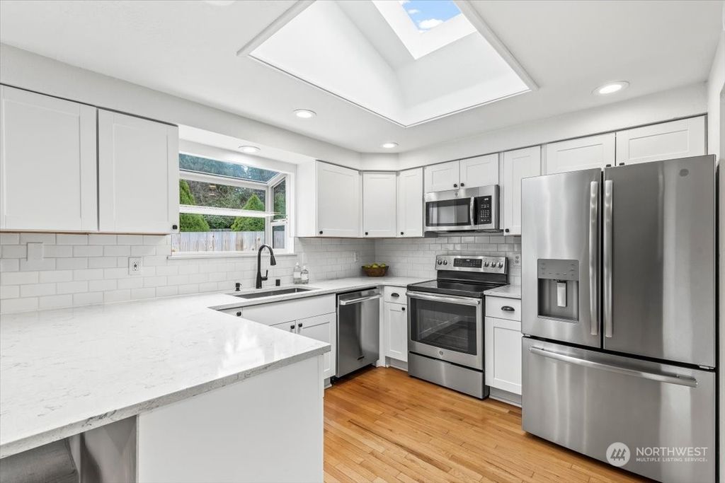 Photo of 3218 199th PL Pl SE, Bothell, WA 98012 (MLS # 2200753)