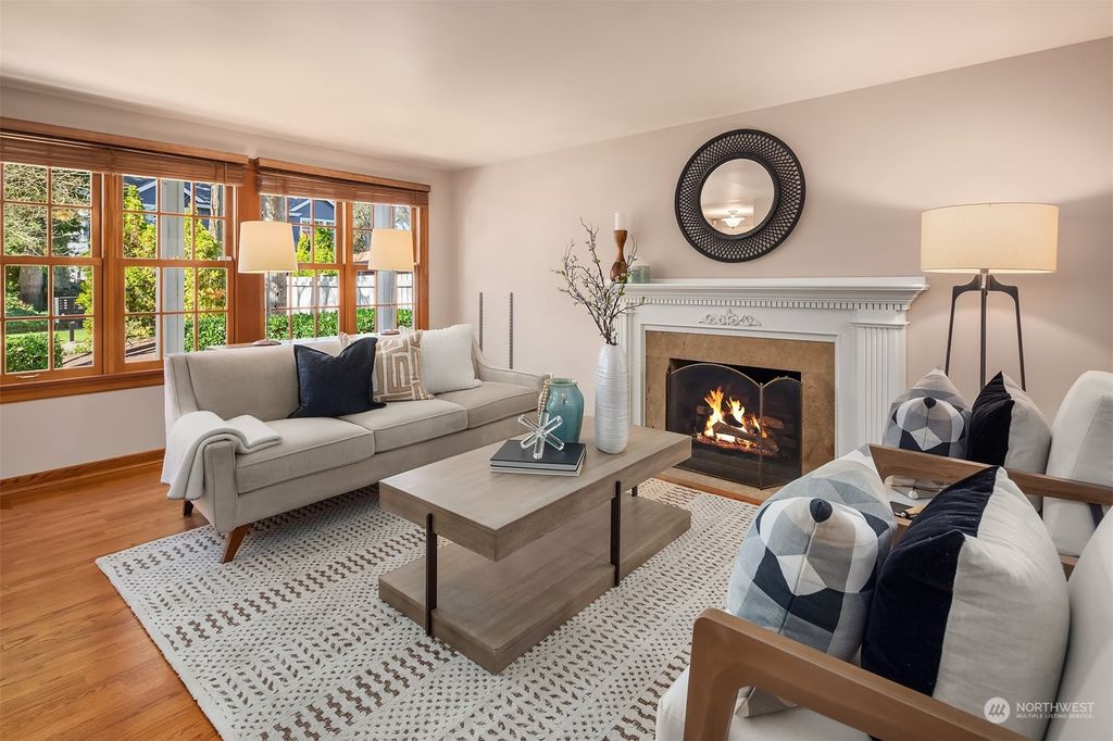 Photo of 7508 42nd Avenue NE, Seattle, WA 98115 (MLS # 2212665)