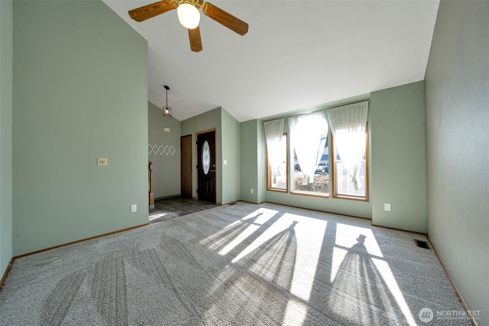 309 Bangert Place