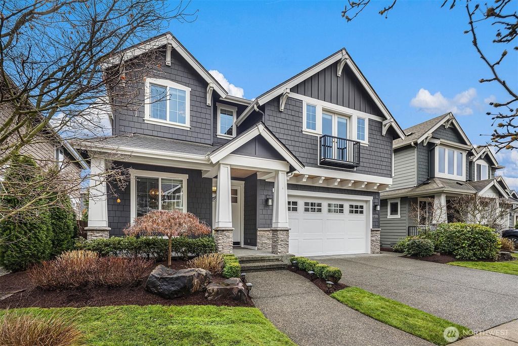 Photo of 17333 NE 123rd Way, Redmond, WA 98052 (MLS # 2477512)