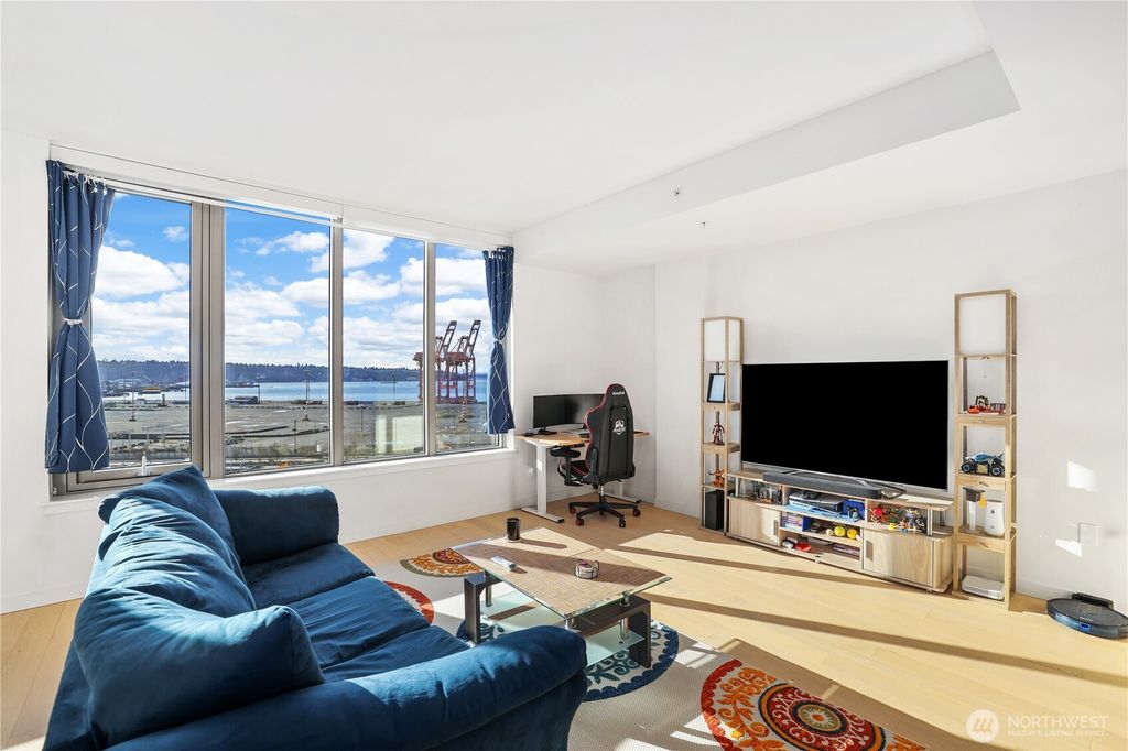 Photo of 590 1st Avenue S #1005, Seattle, WA 98104 (MLS # 2477499)