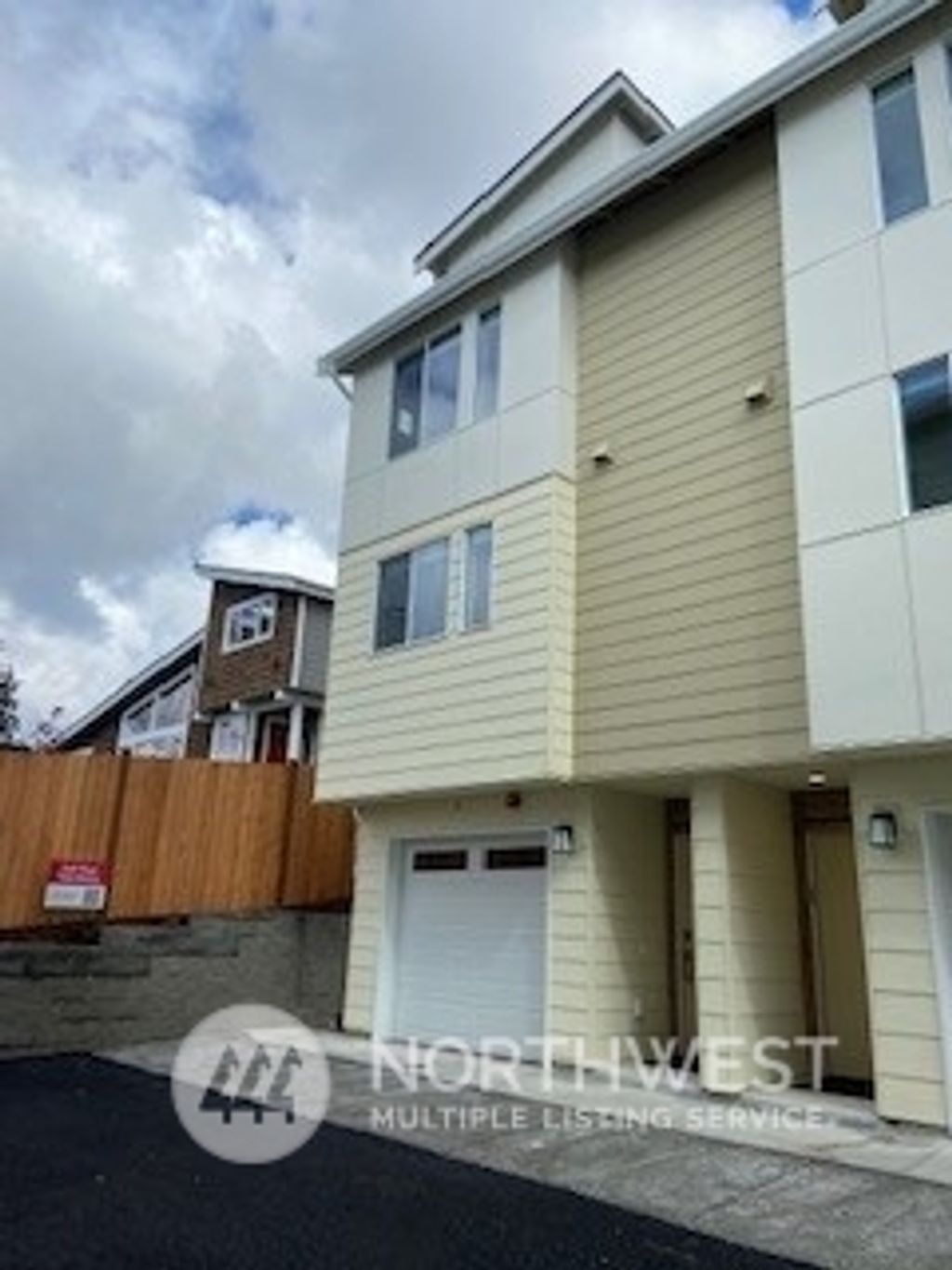 Photo of 18016 12th Avenue NE #G, Shoreline, WA 98155 (MLS # 2062645)