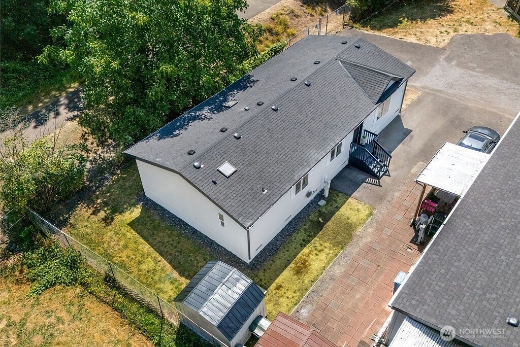 Photo of 1540 Maple Lane #35, Kent, WA 98030 (MLS # 2411427)